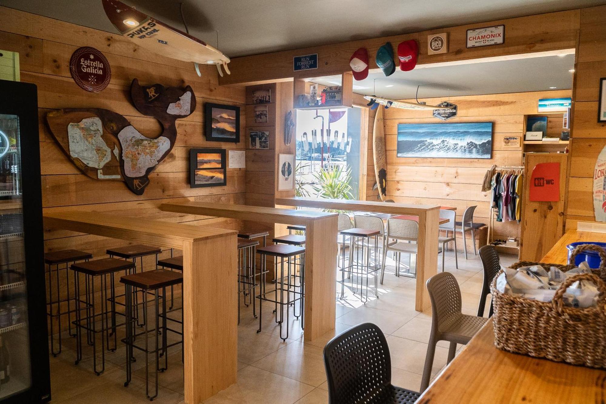 Carving Surf Hostel San Esteban de Pravia Kültér fotó